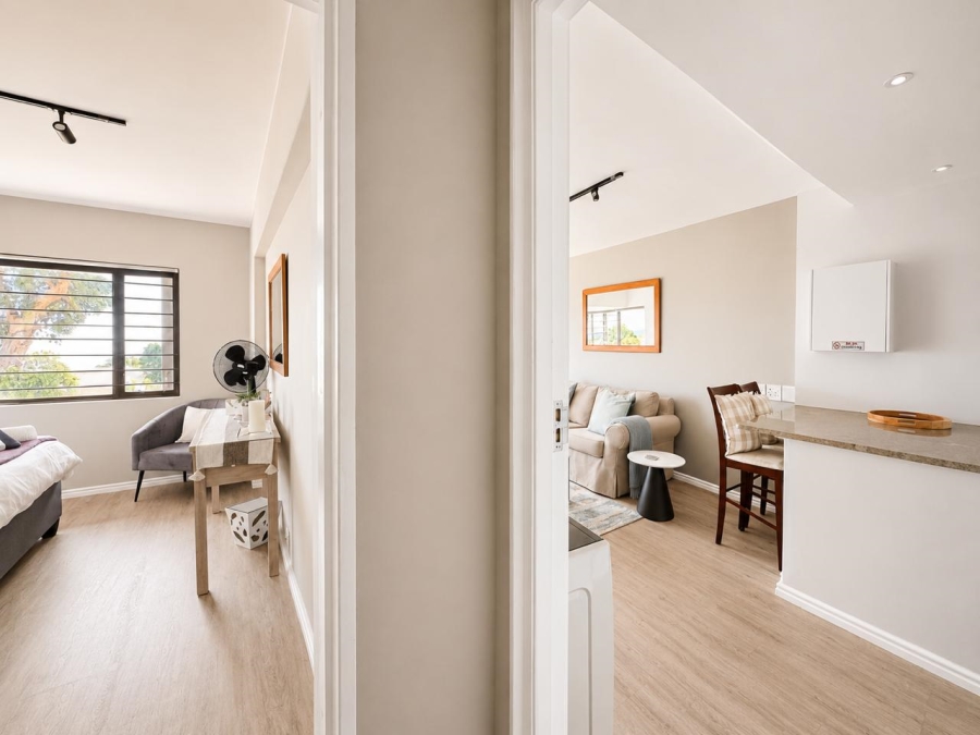 1 Bedroom Property for Sale in Camps Bay Western Cape